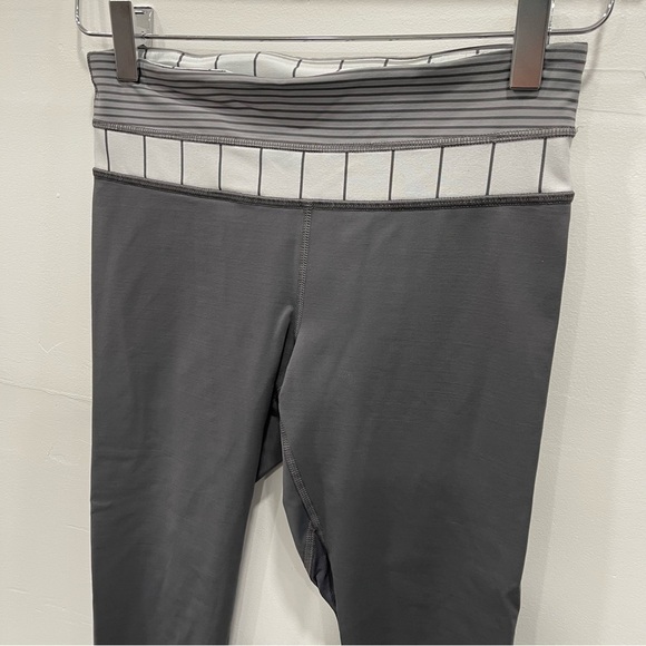 Lululemon Run Inspire Crop II Legging Grey Luxtreme - Picture 3 of 8